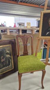 Réfection traditionnelle, sangles, ressorts, crins 150 euros